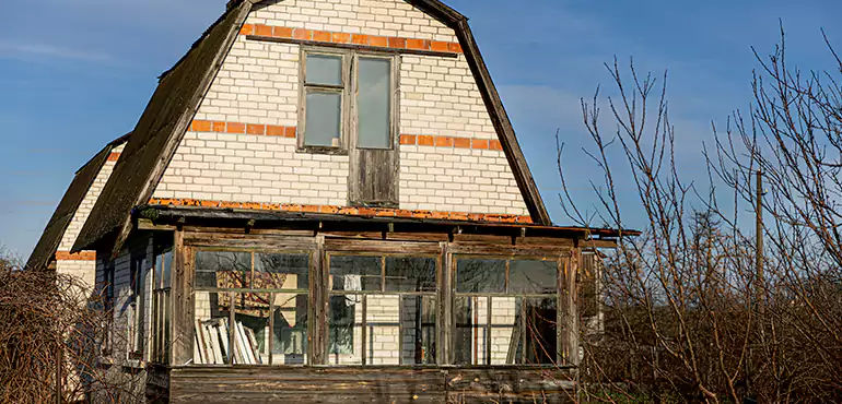 Own a Rental in Disrepair? We’ll Take It Off Your Hands in Woburn